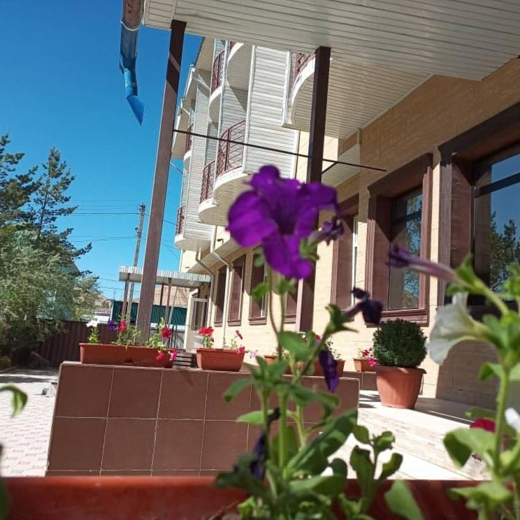 Aska Hotel Naryn Esterno foto