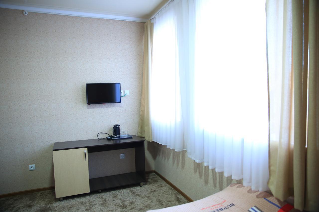 Aska Hotel Naryn Esterno foto