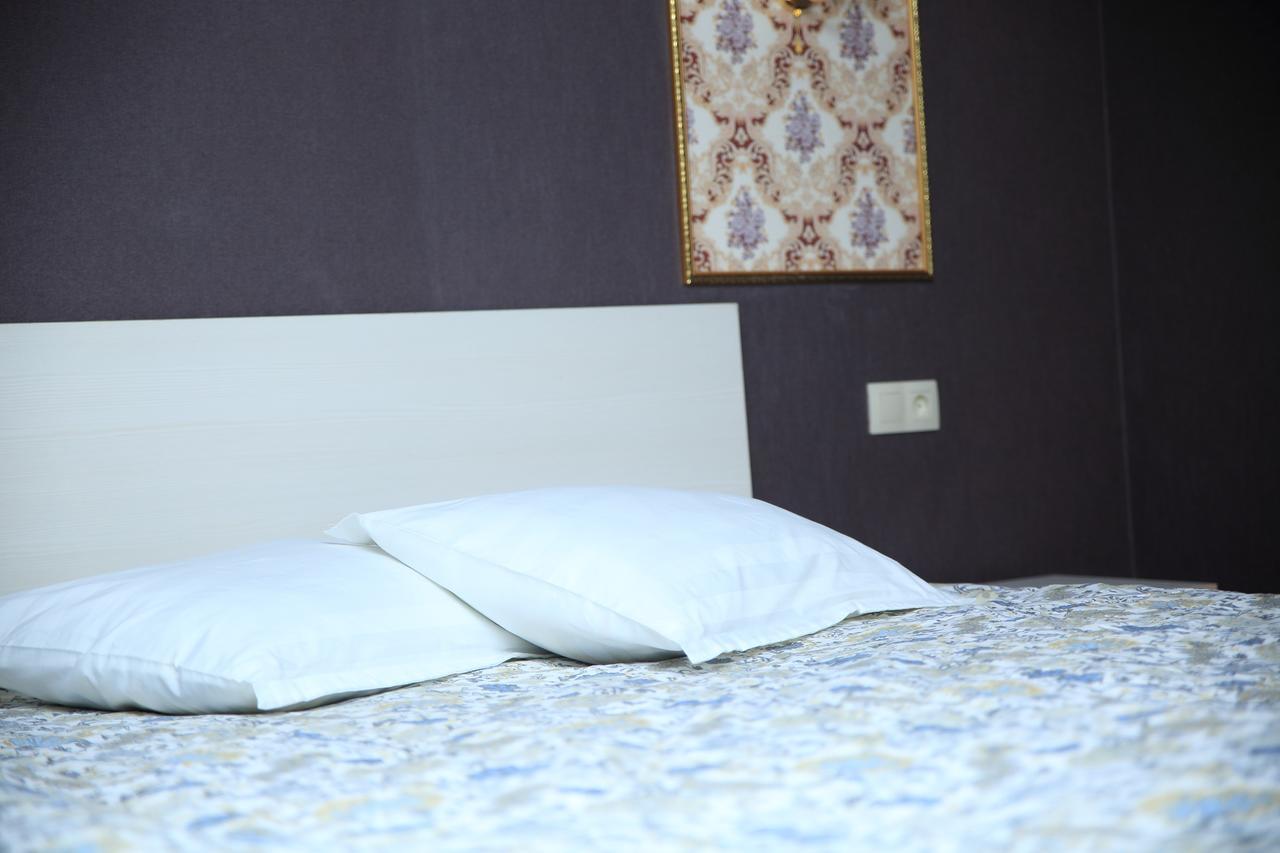 Aska Hotel Naryn Esterno foto